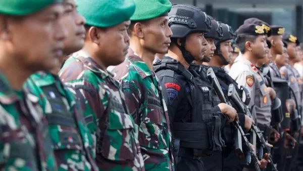 6.612 Personel TNI-Polri Amankan Demo Buruh di Patung Kuda-DPR Hari Ini