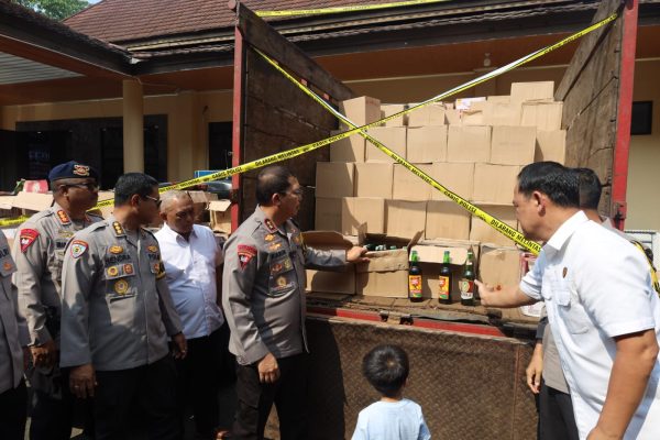 75.279 Botol Miras Berhasil Disita Polda Banten dan Polres Jajaran Selama Operasi Pekat Tahun 2024