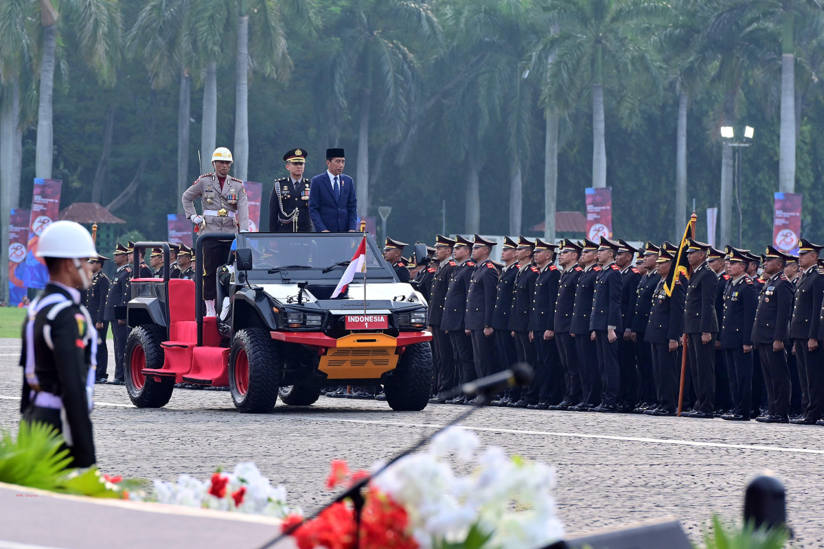 Presiden Tekankan Polri Harus Lincah, Adaptif, hingga Kuasai Iptek