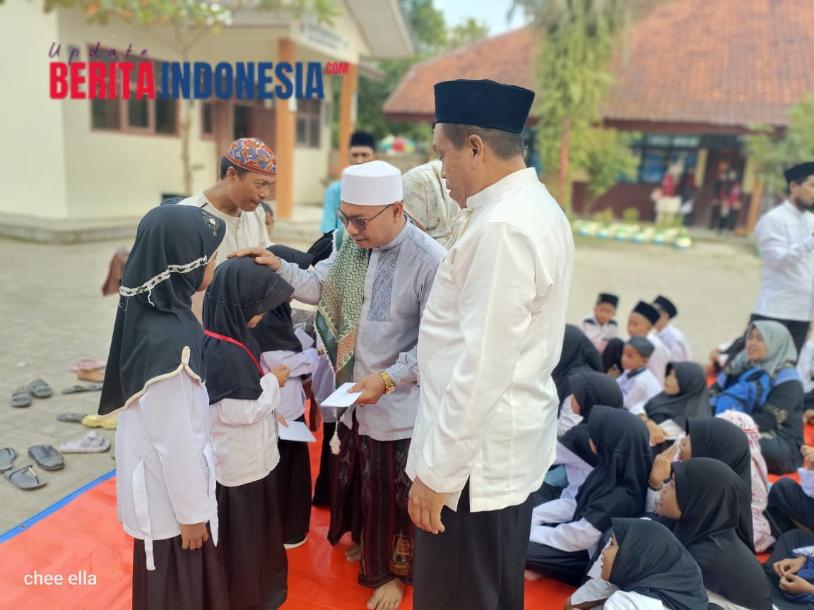 Wujud Kepedulian : SDN Sidoko 1 Menggelar Acara Santunan Yatim