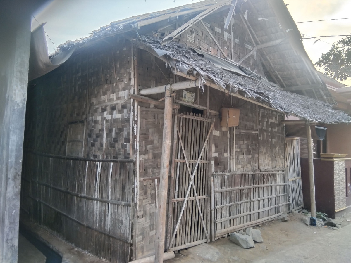 Rumah Tak Layak Huni di Desa Tengkurak Butuh Uluran Tangan Pemerintah