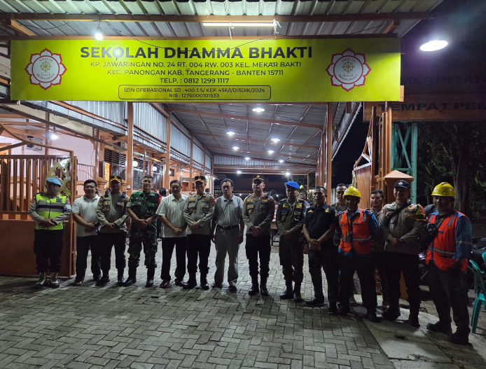 Pastikan Aman, Wakapolresta Tangerang Cek Pengamanan Vihara dalam Rangka Hari Raya Waisak 2569 BE Tahun 2025